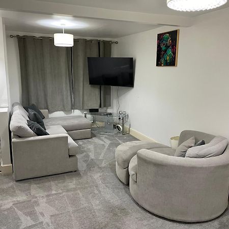סווינדון Welcome Rooms 54 מראה חיצוני תמונה