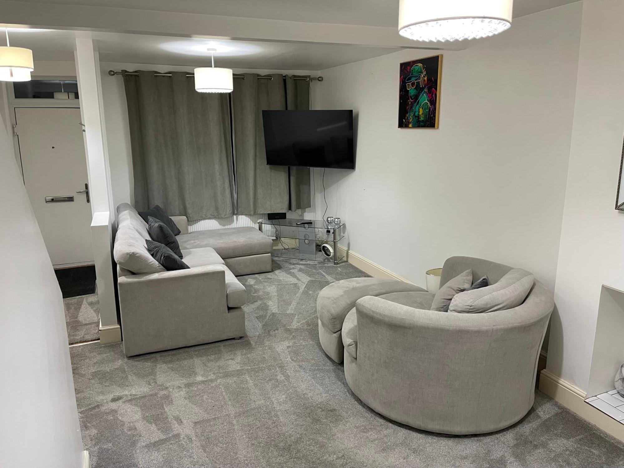 סווינדון Welcome Rooms 54 מראה חיצוני תמונה