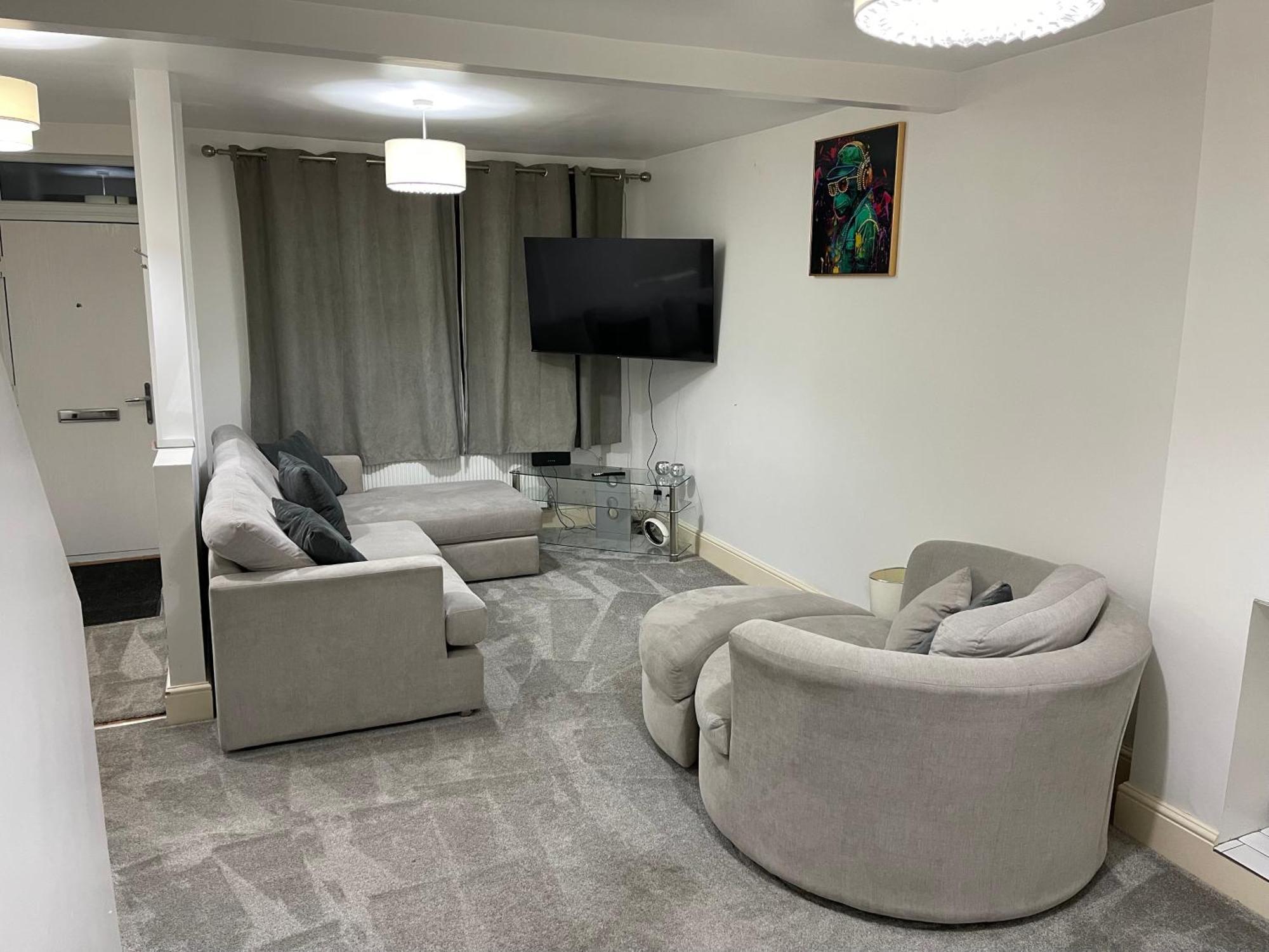סווינדון Welcome Rooms 54 מראה חיצוני תמונה
